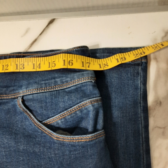 Westbound Blue Pull-on Jeans Women's 14 Regular Stretch Denim High Rise - Picture 9 of 12